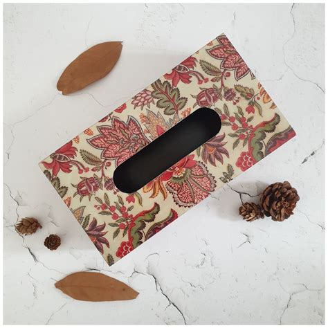 Buy Tissue Box - Kalamkari Online at Rs. 1,800.00 | Blank Slate Home