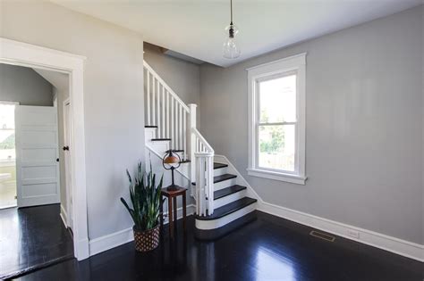 What Color Flooring Goes Best With Grey Walls at Charlie Garon blog