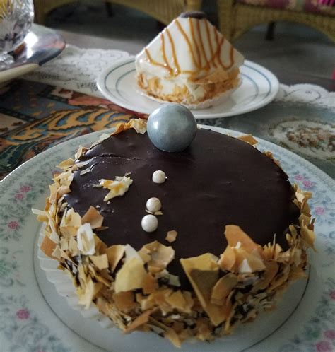 Nazareth Bread: Authentic Mediterranean Delights in Greensboro