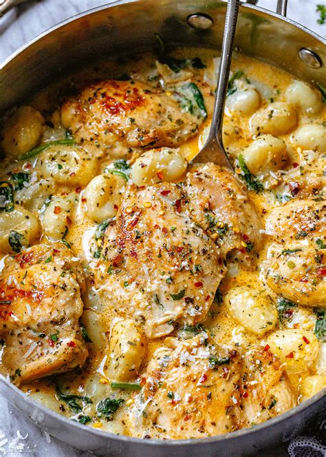 Creamy Spinach Chicken Gnocchi Recipe — Eatwell101
