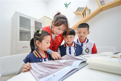 让文明涵养学生成长 ——记“市文明校园”揭阳第一中学榕江新城学校