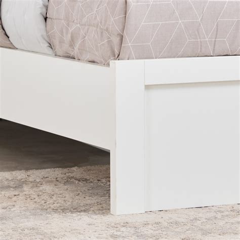 Buy Helios Reynan Aster Queen Non-Storage Bed - White from Helios by ...
