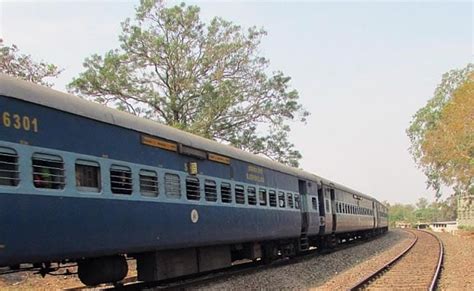 Indian Railways ने इस साल 9,000 ट्रेनें रद्द कीं, जानिए क्या है इसकी ...