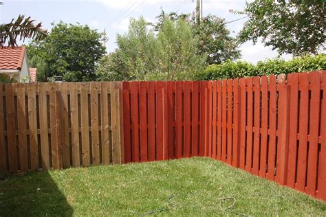 The Best Paint Colors For Wood Fences - Paint Colors