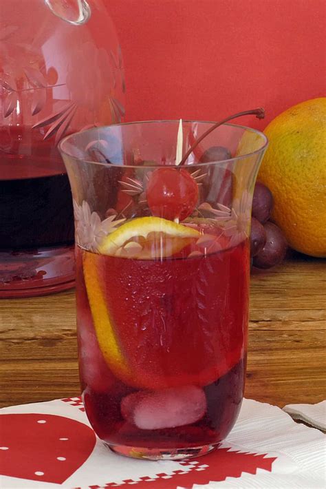 12 Best Peanut Butter Whiskey Cocktails - HowdyKitchen