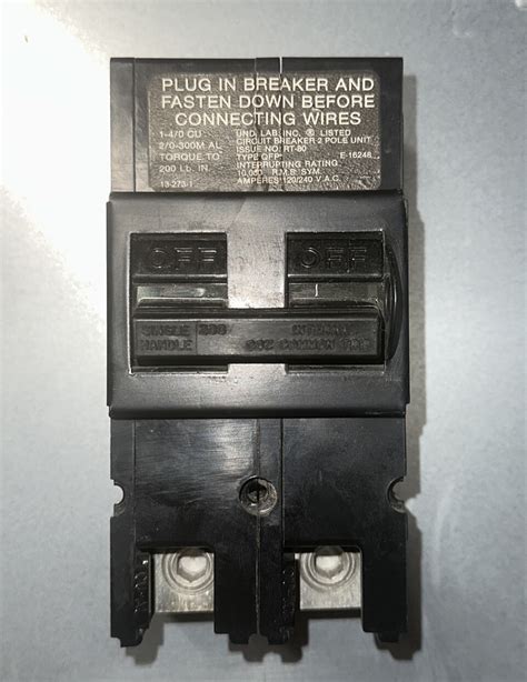 Challenger 200 Amp 2 Pole Type QFP Circuit Breaker | Ubuy India