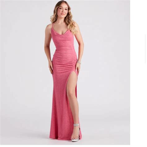 pink windsor dress💓 super cute for prom, pageant or... - Depop