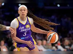 Dearica Hamby’s late heroics lift Sparks over Mystics - The Economic Times