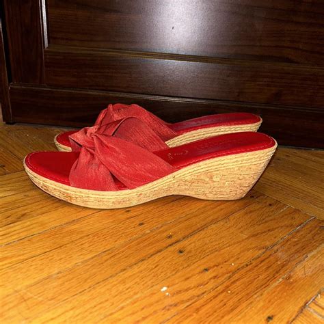 Italian Shoemakers Women's Red Sandals | Depop