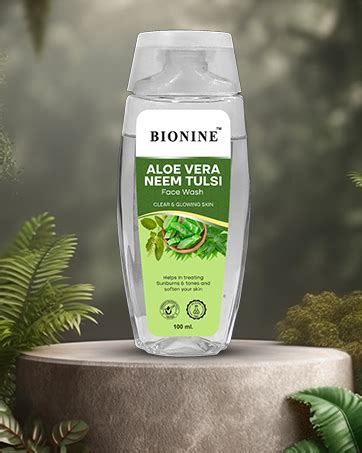 Aloe Vera Neem Tulsi Face Wash Clear & Glowing Skin 100ml : Amazon.in ...