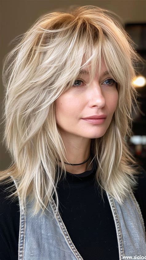 Medium Length Hairstyles With Fringes For Over 50 - BEST MEN HAIRCUTS