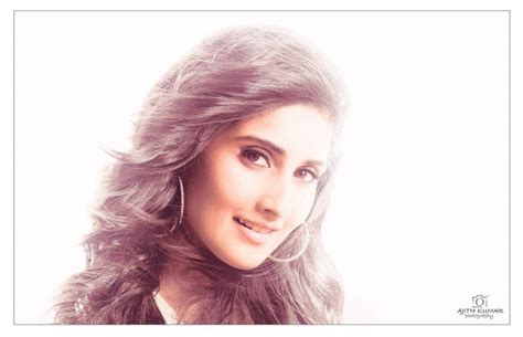 Shamili Photoshoot by Vedhalam hero Thala Ajith - Photos,Images,Gallery ...
