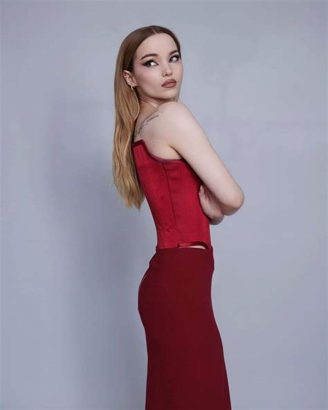 Dove Cameron Wiki, Bio, Age, Family, Career, Awards and Relationship