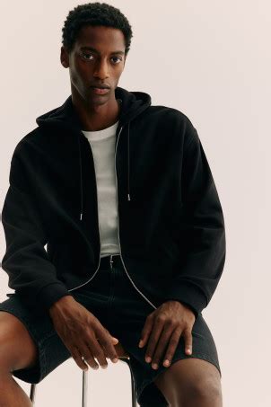 Men's Hoodies | Graphic, Oversized, Zip-Up & More | H&M IN