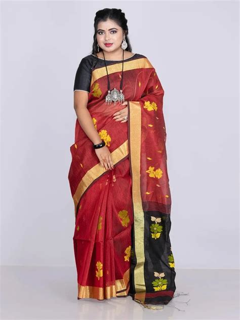 Buy Handloom Saree online in India at Best Price - WeaversIndia