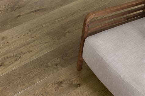 FRENCH OAK ENGINEERED FLOORING | Modinex