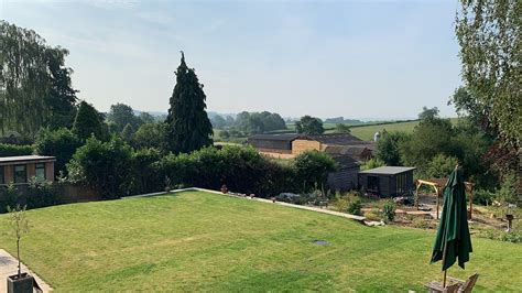 THE BEWICKE ARMS AND HARE PIE ROOMS (Hallaton) - B&B Reviews & Photos ...