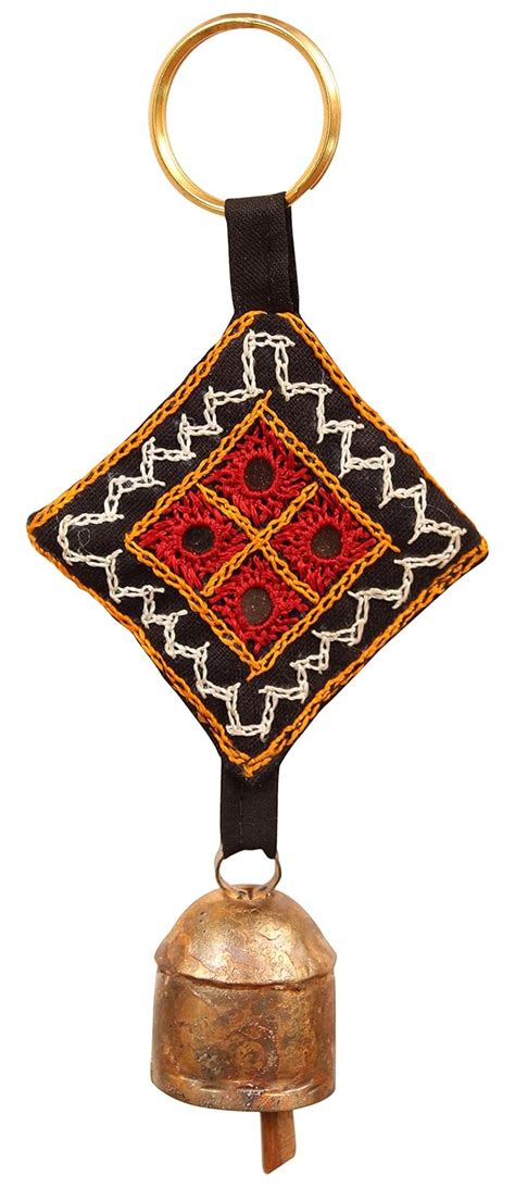 Traditional Bells Of Kutch Metal Bells Wind Chime (3 cm x 1 cm x 7 cm ...