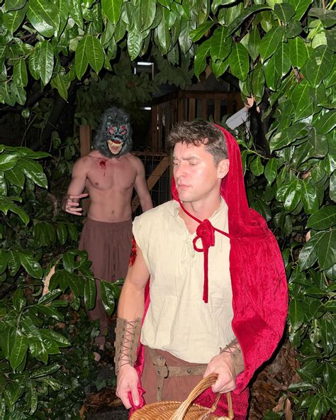 Andrew Neighbors | Washington is unreal | Instagram