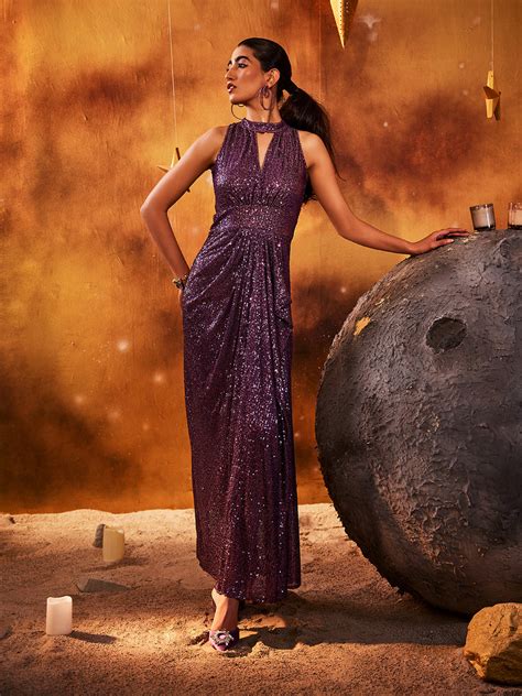 FUTURA LUNA SEQUIN GOWN – House of Fett