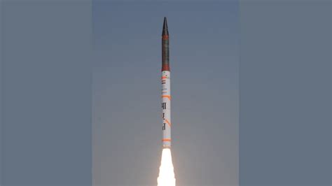 India successfully tests nuclear capable Agni-IV ballistic missile ...