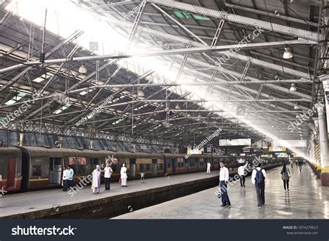 Local Train Inside 的图像结果