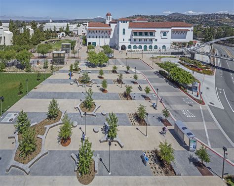 Campus Plaza