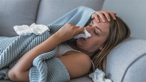 How long is a cold contagious for and when you should stay at home from work? | The US Sun