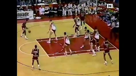 【英文原声回放】1986年季后赛首轮G2乔丹63分创NBA历史第一纪录_腾讯视频
