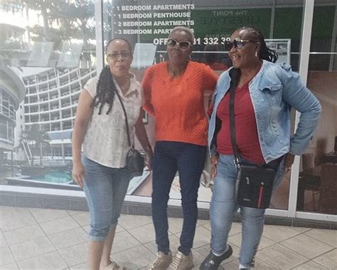 DURBAN POINT WATERFRONT - Specialty Hotel Reviews, Photos, Rate ...