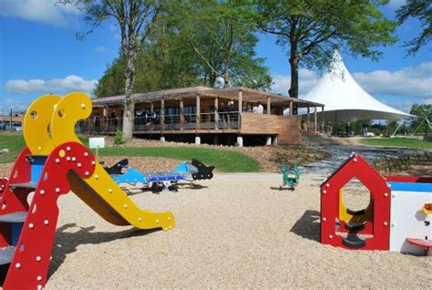 CAMPING AQUAREV (Loudeac) - Campground Reviews, Photos, Rate Comparison ...