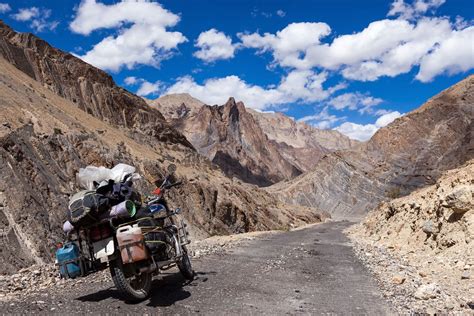 Zanskar Tour Packages | Zanksar Valley Tour - WanderOn