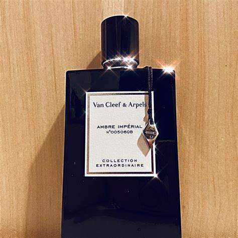 相册 梵克雅宝 非凡珍藏系列-皇家琥珀 Van Cleef & Arpels Ambre Impérial, 2015_香水时代