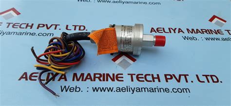 Custom control sensors 611gm8003 dual snap pressure switch 1000psig ...