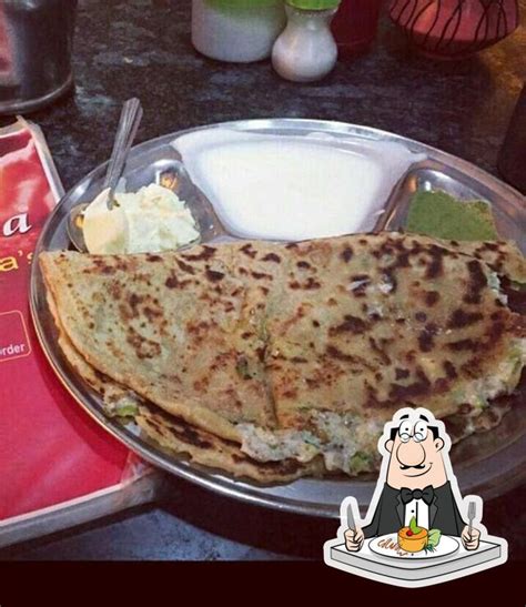 Chaitanya Paranthas, Pune, Geetai shopping mall - Restaurant reviews