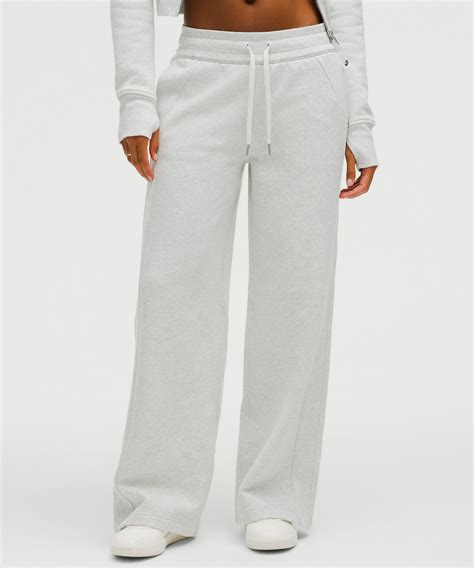 Scuba Mid-Rise Wide-Leg Pant *Regular | Women's Sweatpants | lululemon ...