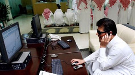 Saudi shares down 7% at open - France 24