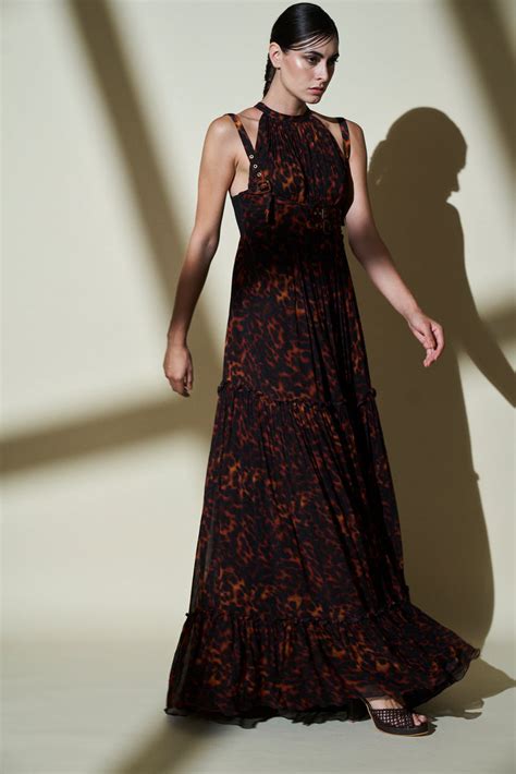 Vaani Kapoor In Stone Print Tiered Maxi Dress & Brace – Nikita Mhaisalkar