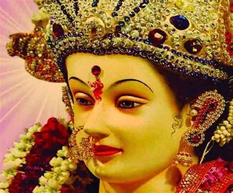 Maa Durga Aarti: नवरात्रि में करें मां दुर्गा की यह प्रसिद्ध आरती, जय ...