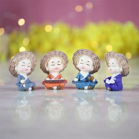 Buy resin monk decor online — Wonderland Garden Arts and Craft