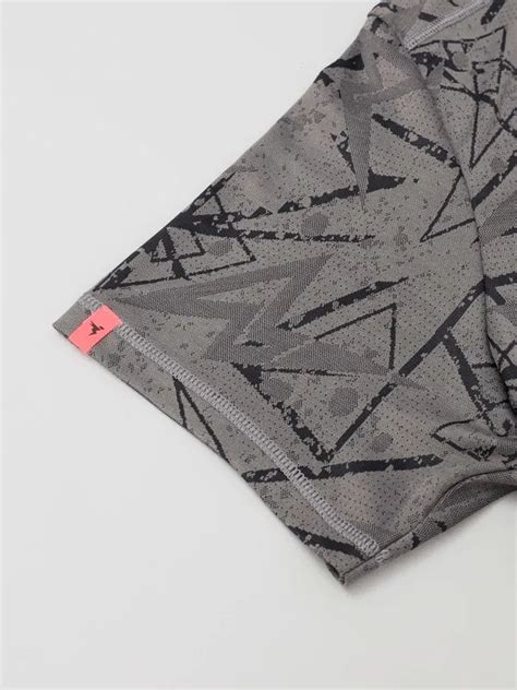 Men Jacquard Slim Fit Crew Neck T-shirt with DOUBLE COOL