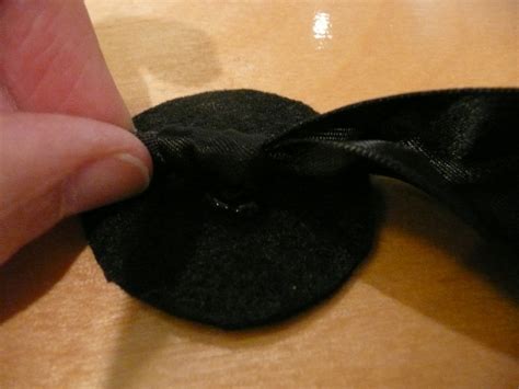 Satin Ribbon Tutorial 的图像结果