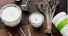 idee candele fai da te diy scented candles your new favorite use for coconut idee candele fai da te diy scented candles your new favorite use for coconut