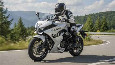 Suzuki Gixxer 250 and SF 250 Models Receive Fresh Colors and Graphics