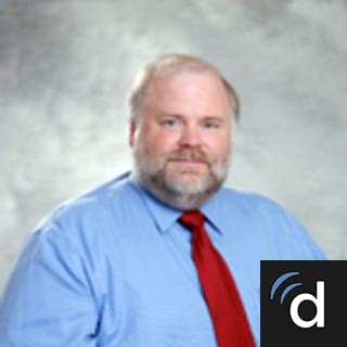 Dr. Mark E. Lund, MD | Furlong, PA | Pulmonologist | US News Doctors