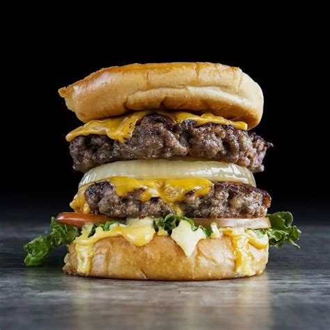 Popular burger restaurant opening first Durham location in Pickering ...