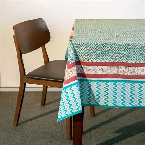Elegant Table Covers to Elevate Your Dining Space