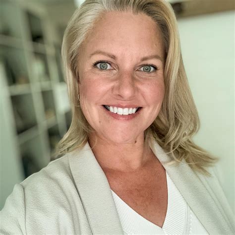 Smart Design Studio Logo 的图像结果