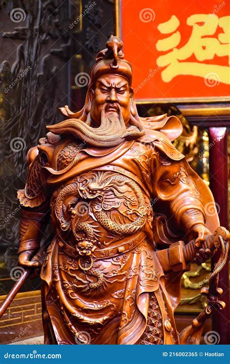 Wood Statue of Guan Yu stock image. Image of guan, gong - 216002365