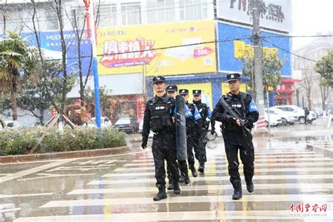 宣威警方积极应对冰雪极端天气 -中国警察网